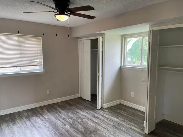 3817 Bremerton Street, Irving, TX 75062