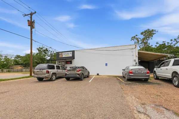 504 Granbury Street #504, Cleburne, TX 76033