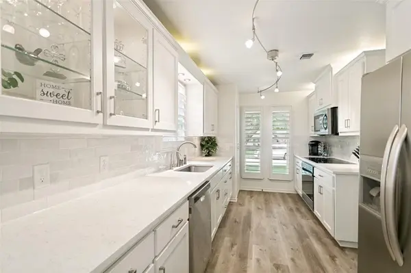 2516 Fairview Drive, Plano, TX 75075