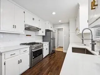 6820 E Mockingbird Lane, Dallas, TX 75214