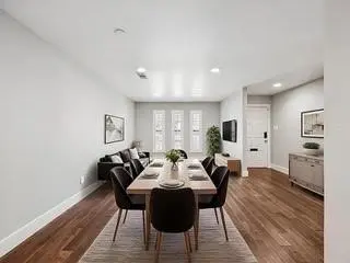 6820 E Mockingbird Lane, Dallas, TX 75214