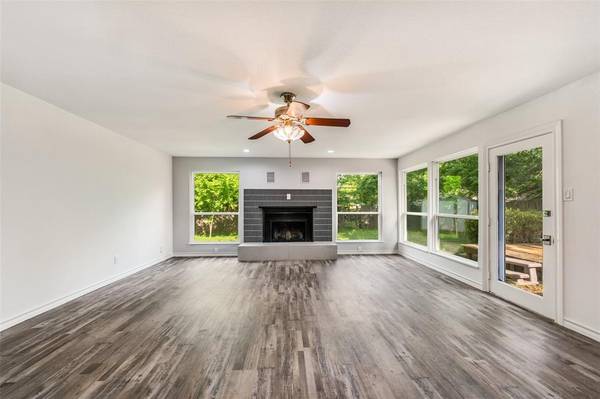 2513 Janice Lane, Fort Worth, TX 76112