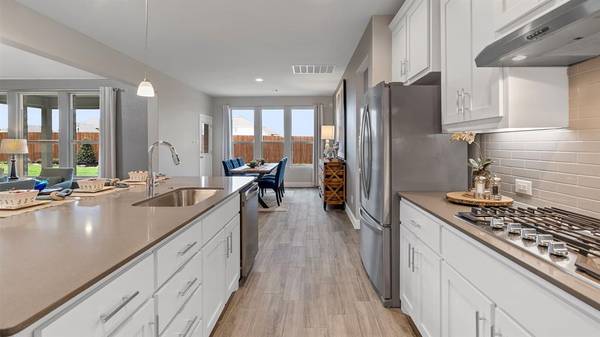 3313 PIER VIEW Street, Grand Prairie, TX 76065