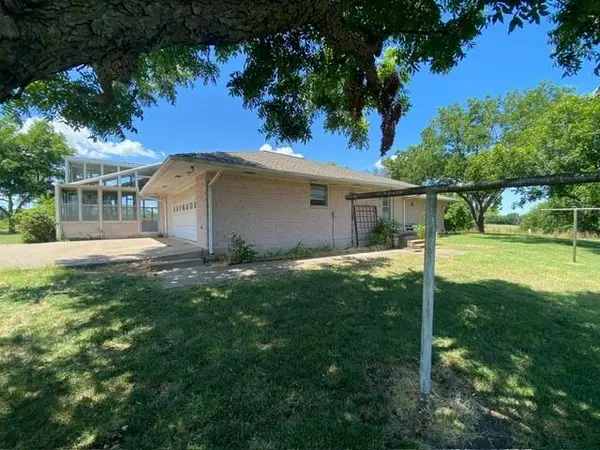 703 Merit Street, Farmersville, TX 75442