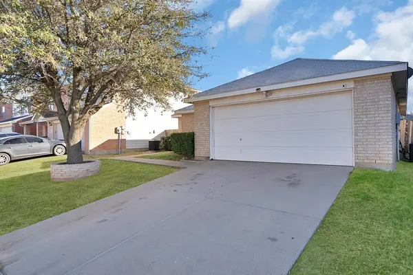 317 Dakota Ridge Drive, Fort Worth, TX 76134