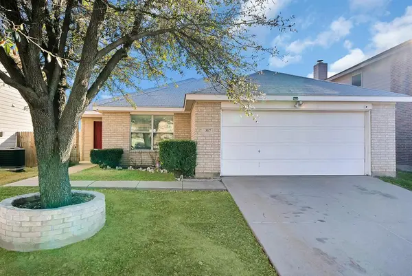 317 Dakota Ridge Drive, Fort Worth, TX 76134