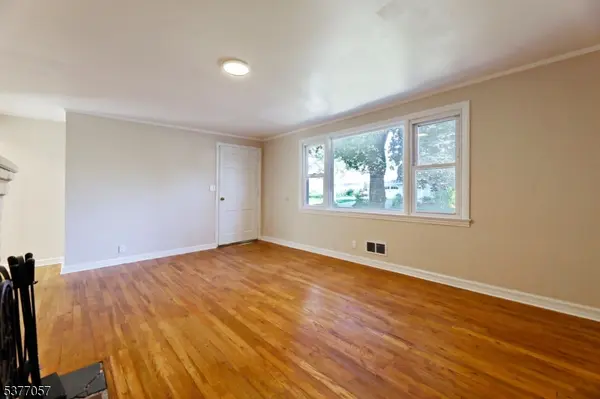 32 Heighwood Trl, Sparta Twp., NJ 07871