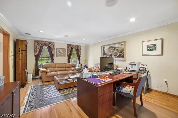 407 Mountain Way, Parsippany-troy Hills Twp., NJ 07950