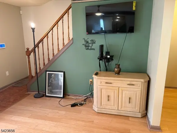 28 Rutgers Dr, Newark City, NJ 07103