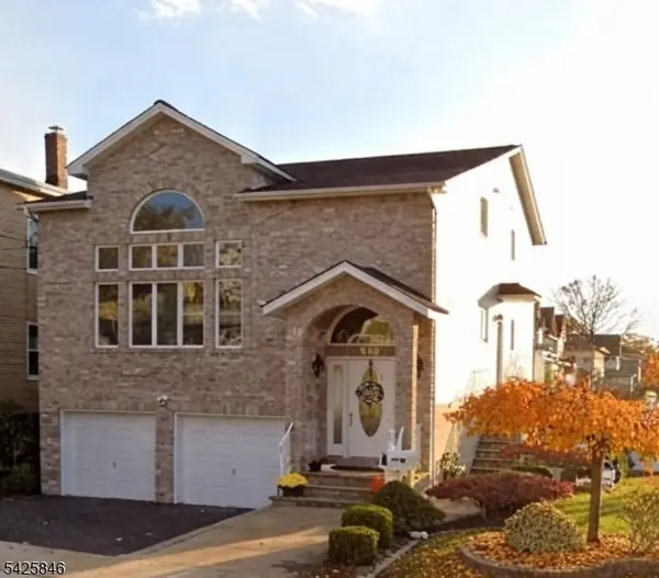 582 Broad St #1, Carlstadt Boro, NJ 07072