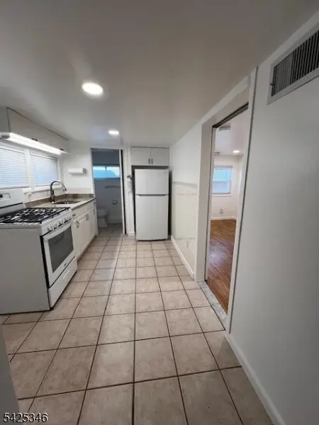 680 Rifle Camp Rd, Woodland Park, NJ 07424