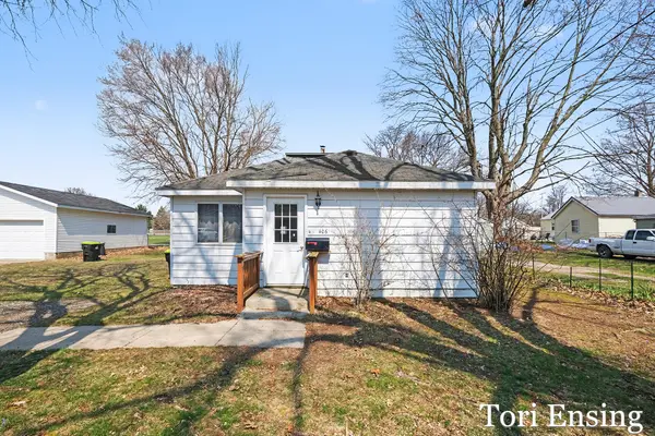 406 E North ST, Greenville City, MI 48838