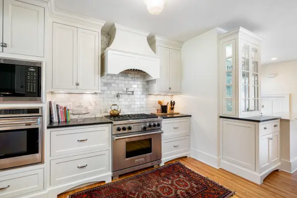 520 Cambridge BLVD SE, East Grand Rapids, MI 49506