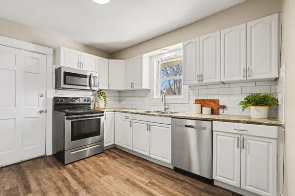 534 Leonard ST NE, City Of Grand Rapids, MI 49503