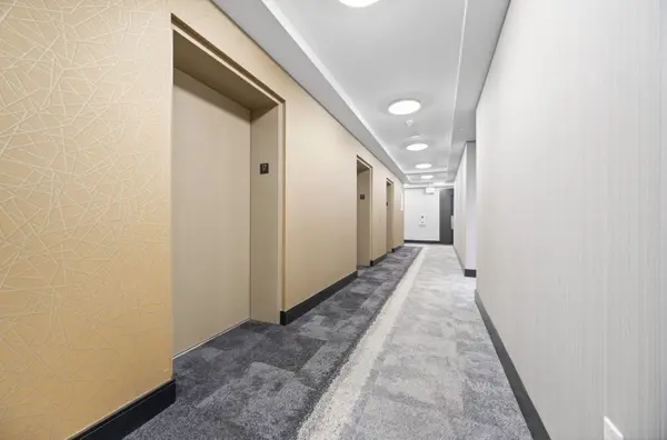 50 Dunfield AVE #1720, Toronto C10, ON M4S 0E4