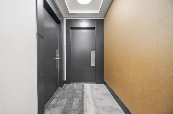 50 Dunfield AVE #1720, Toronto C10, ON M4S 0E4