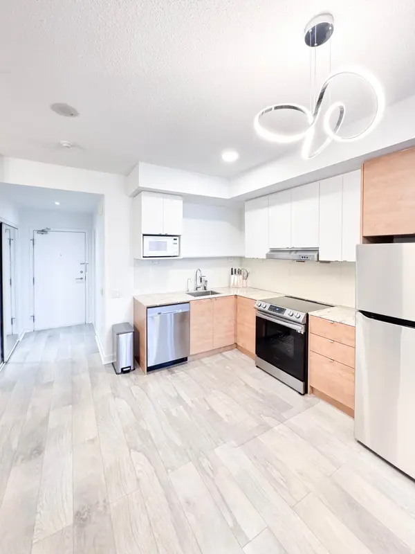 121 Mcmahon DR #3110, Toronto C15, ON M2K 0C1