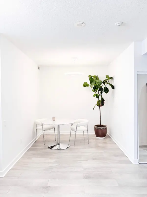 121 Mcmahon DR #3110, Toronto C15, ON M2K 0C1