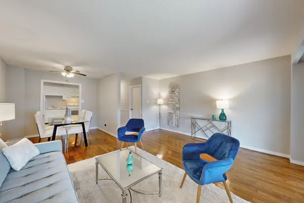 62 Valdor DR, Toronto E07, ON M1V 1R4