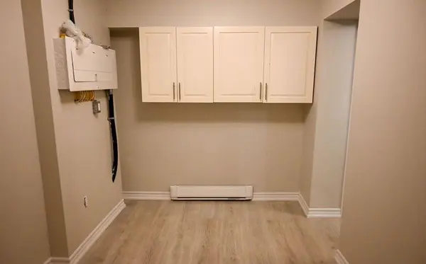 32 Mills CIR, Springwater, ON L0L 1X0