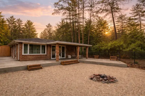 54 Homewood AVE, Wasaga Beach, ON L9Z 2M2