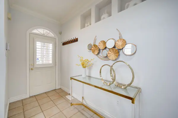 5041 Dryden AVE, Burlington, ON L7L 6G8