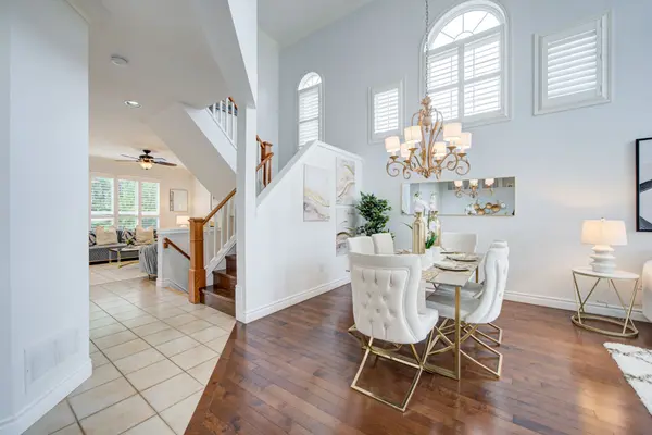 5041 Dryden AVE, Burlington, ON L7L 6G8