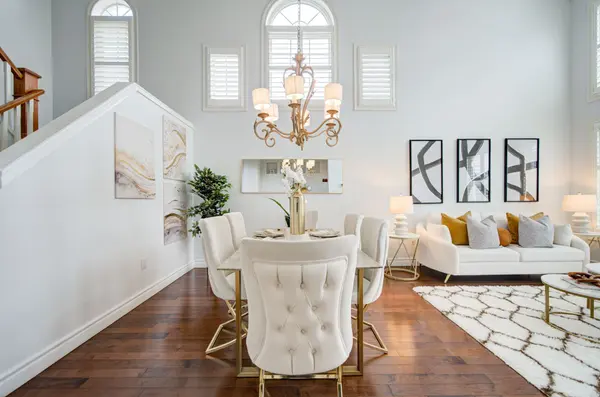 5041 Dryden AVE, Burlington, ON L7L 6G8