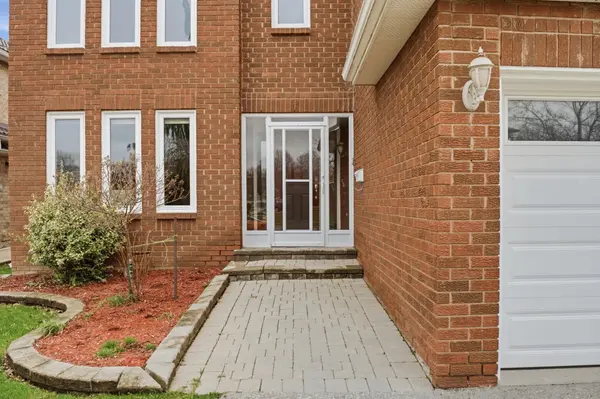 85 Professor's Lake Pkwy, Brampton, ON L6S 4T4