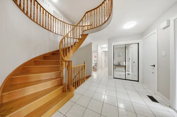 85 Professor's Lake Pkwy, Brampton, ON L6S 4T4