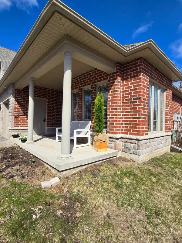 2 Calberry CT, Selwyn, ON K0L 2H0