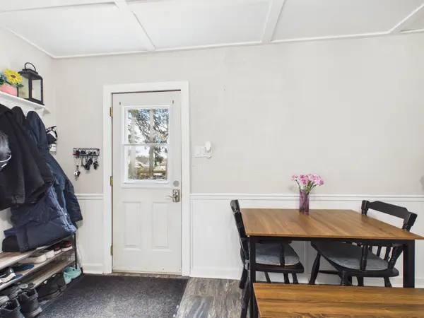 6 Mary ST, Brockton, ON N0G 2V0