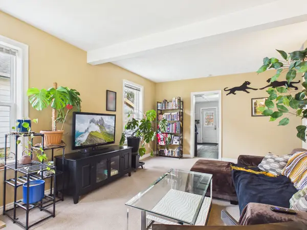 6 Mary ST, Brockton, ON N0G 2V0