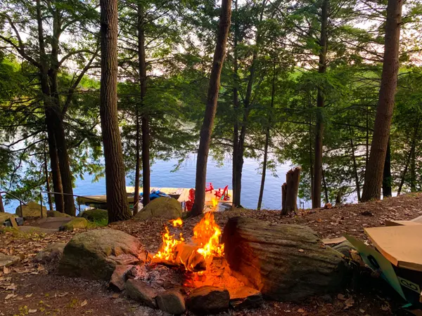 1221 East Bay RD #6, Muskoka Lakes, ON P0C 1M0