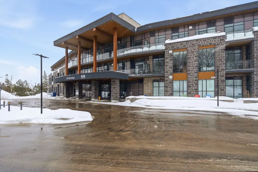 99 Louisa ST #206, Kawartha Lakes, ON K0M 1N0