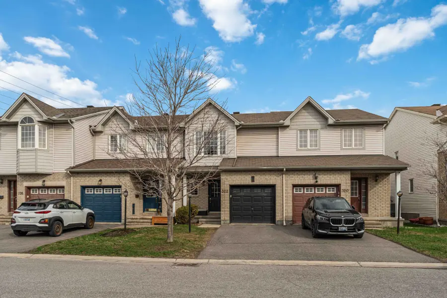 322 Copperfield CRES E, Barrhaven, ON K2J 0L2