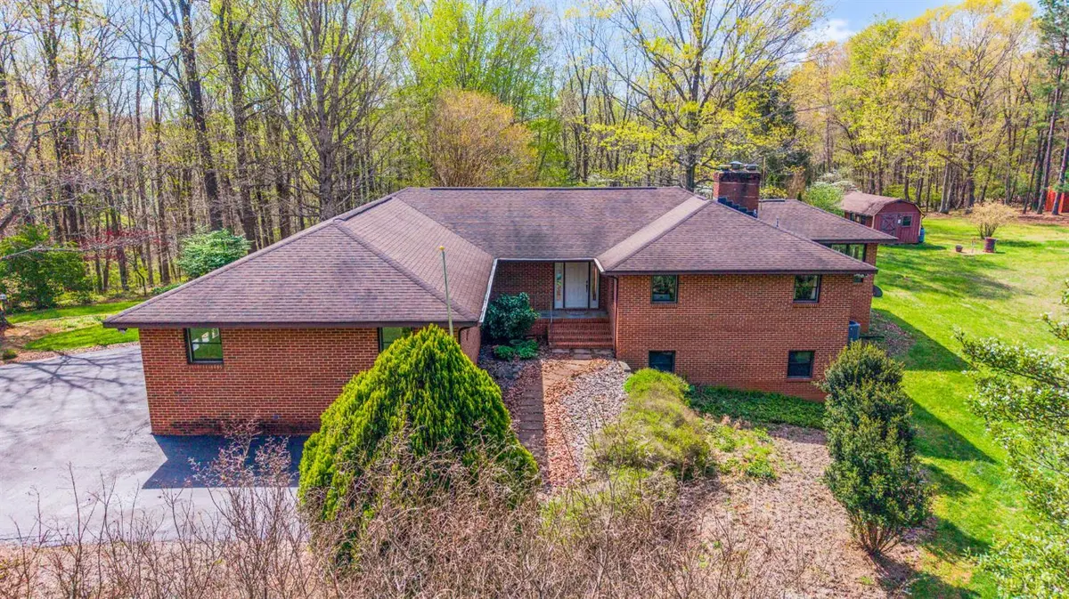 331 Johnson DR, Amherst, VA 24523