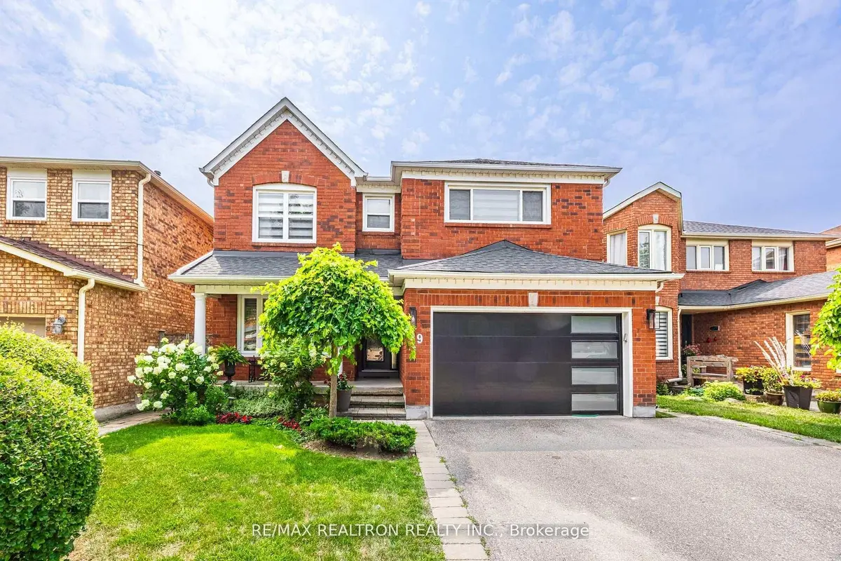 49 Janesville RD, Vaughan, ON L4J 6Z9