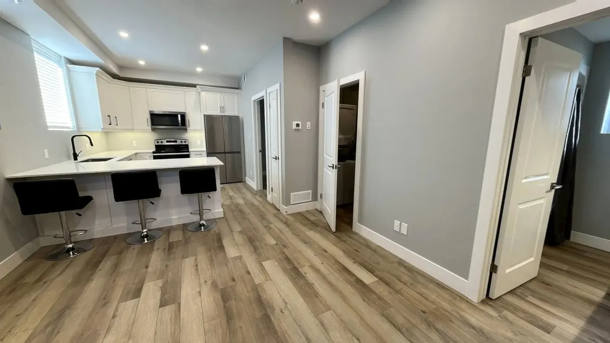 695 Hayball ST #2, Woodstock, ON N4S 4Z5