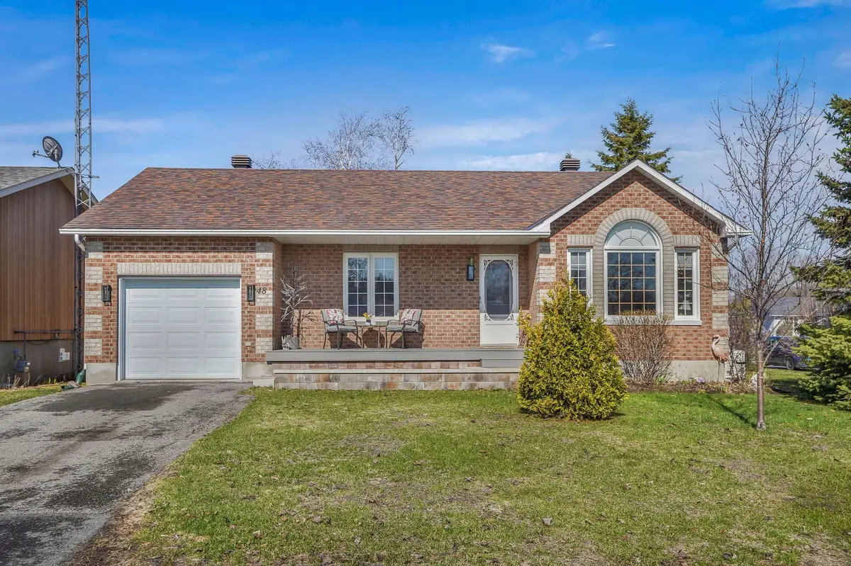 48 Stephens ST, Champlain, ON K0B 1R0