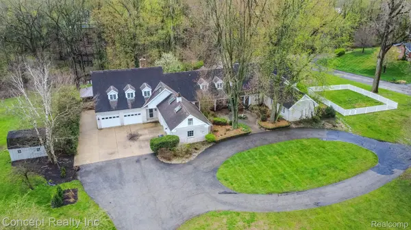 3215 Edgevale DR, Bedford Township, MI 48144