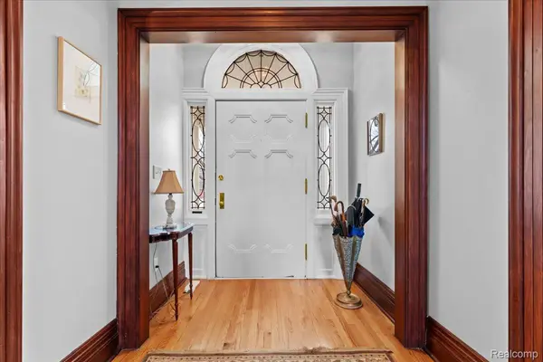 791 Seminole ST, Detroit, MI 48214