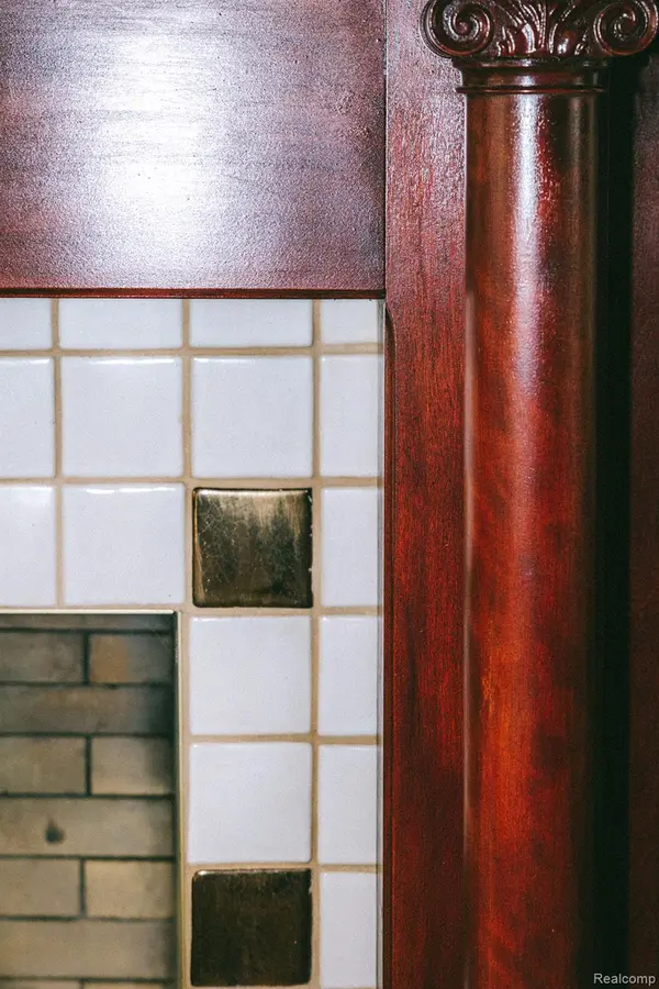 791 Seminole ST, Detroit, MI 48214