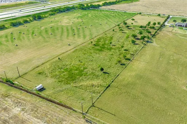 TR 28 5.0 ACRES Lois Road W, Sanger, TX 76266