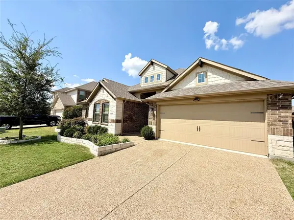 2211 Grassland Avenue, Melissa, TX 75454