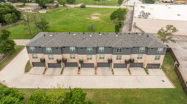 1609 Mignon Drive, Arlington, TX 76010