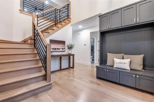 1009 Pine Meadow Court, Southlake, TX 76092