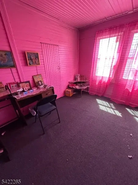 14 Helen Pl, Newark City, NJ 07106