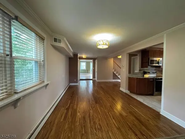 48 Jericho Rd, High Bridge Boro, NJ 08829