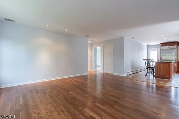 100 Rea Ave, Hawthorne Boro, NJ 07506